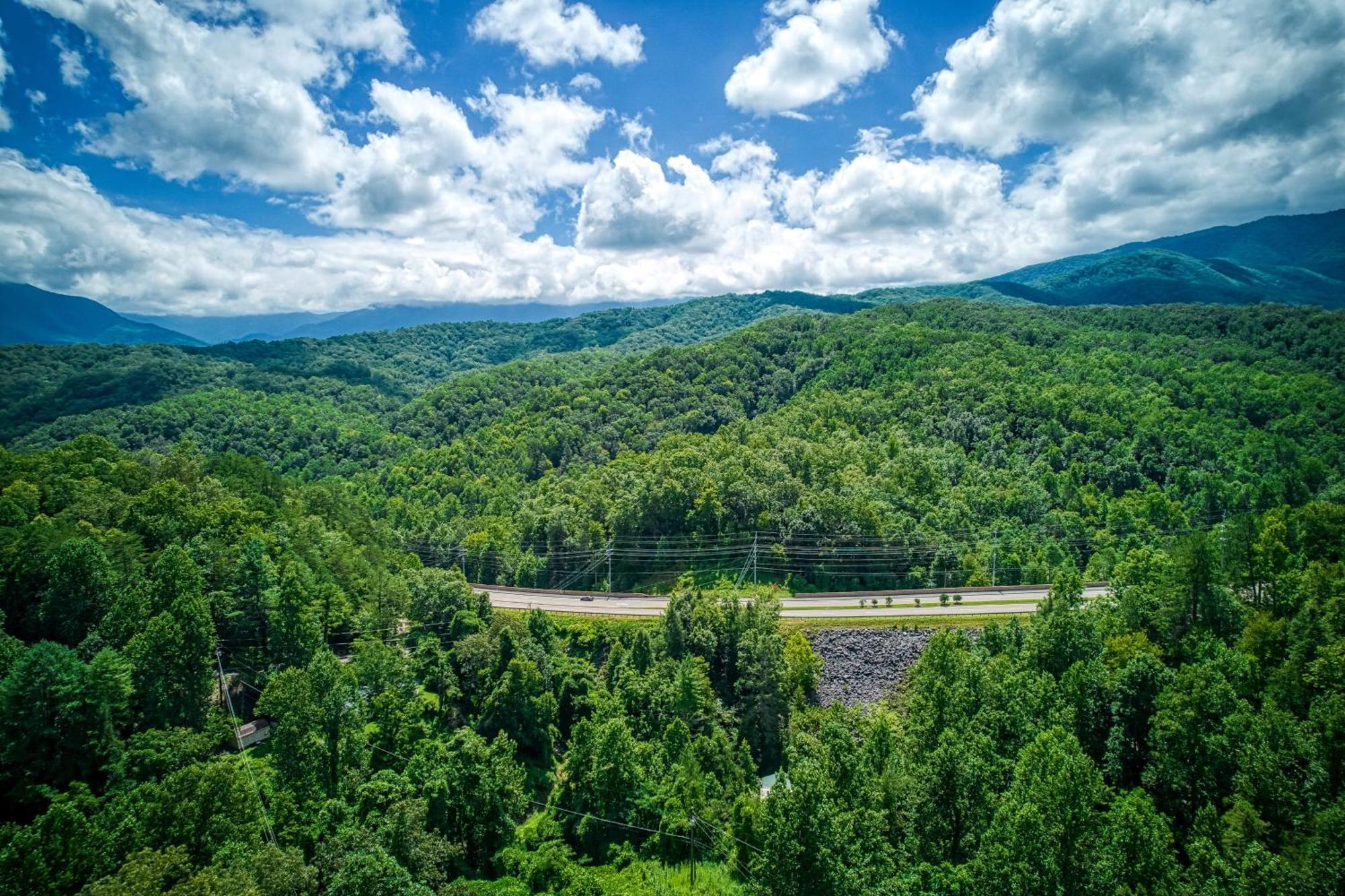 Magical Moments, Hot Tub, Wifi, 1089 Free Tickets Each Paid Day, Dollywood And More Gatlinburg Εξωτερικό φωτογραφία